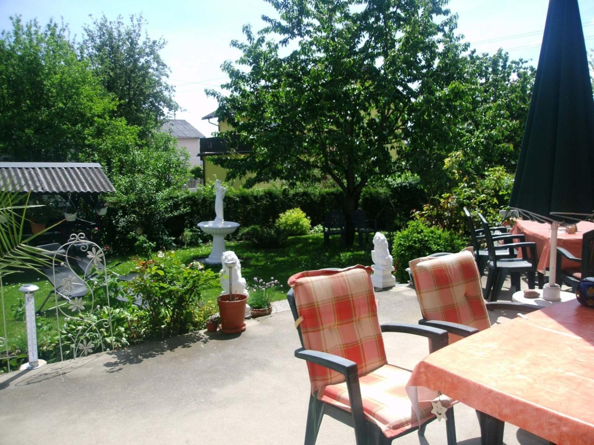 Haus Stuttgart Bed & Breakfast Obernberg am Inn Exterior photo